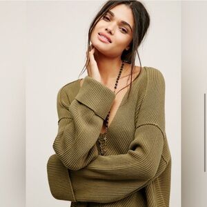 Free People La Brea Oversized Ribbed V Neck Olive Cotton Sweater Size L